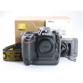 Nikon D2X (240364)