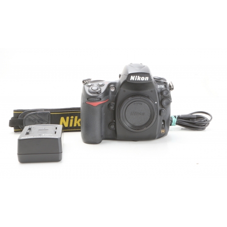 Nikon D700 (265469)