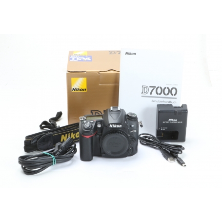 Nikon D7000 (266111)