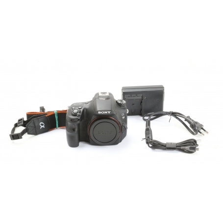 Sony Alpha 58 (267690)