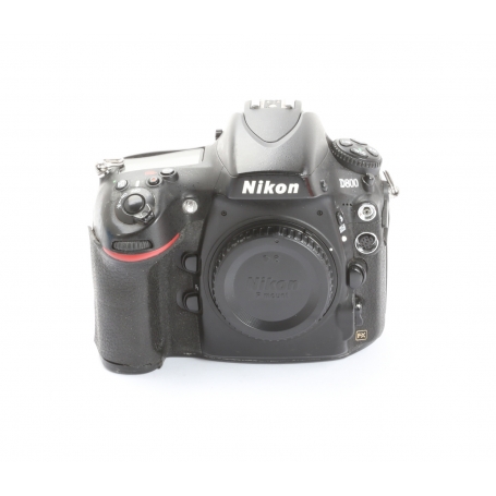 Nikon D800 (271200)