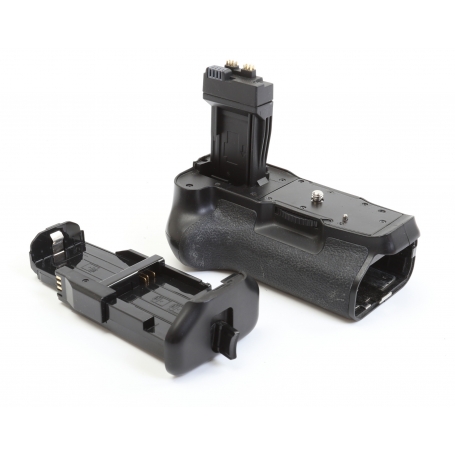 Jupio JBG-C004 Batteriegriff für Canon 550D / 600D / 650D / 700D wie BG-E8 Battery Grip (271526)
