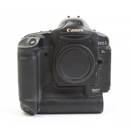 Canon EOS-1Ds Mark II (272993)