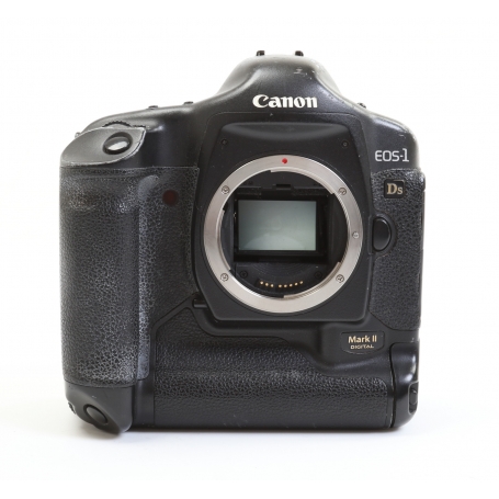 Canon EOS-1Ds Mark II (272999)