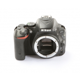 Nikon D5500 (273453)