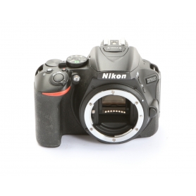 Nikon D5600 (273543)