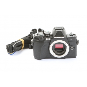 Olympus OM-D E-M10 Mark III (273615)