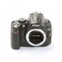 Nikon D5000 (273694)