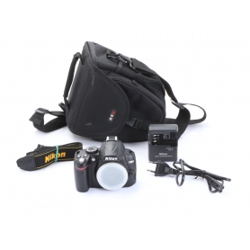 Nikon D3000 (274205)