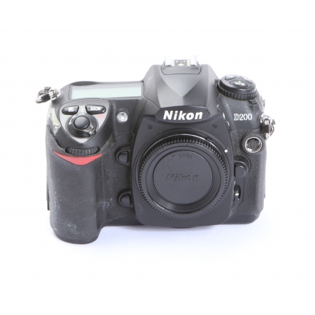 Nikon D200 (272091)