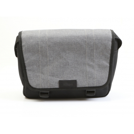 Nikon Tasche ca. 30x20x10 cm (273778)