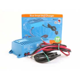 Victron Blue Smart IP67 Batterieladegerät, 12V, 25A (275703)