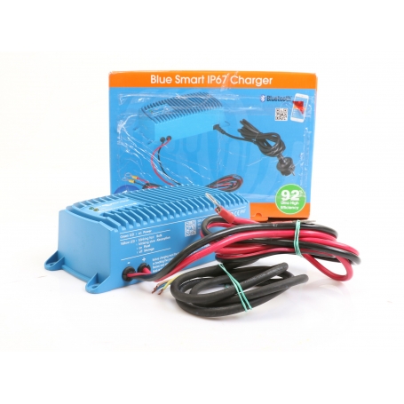 Victron Blue Smart IP67 Batterieladegerät, 12V, 25A (275703)