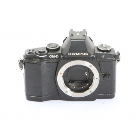 Olympus OM-D E-M5 (274883)