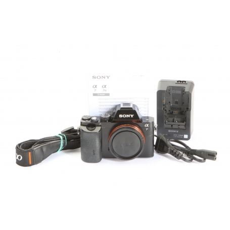 Sony Alpha 7 (277924)