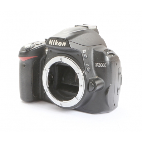 Nikon D3000 (274839)