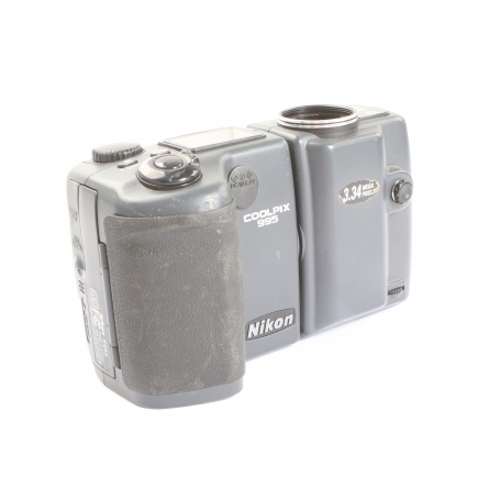 Nikon Coolpix 990 (279820)