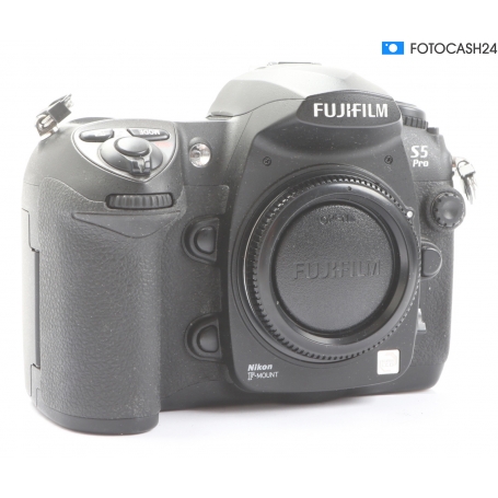 Fujifilm FinePix S5 Pro (282854)