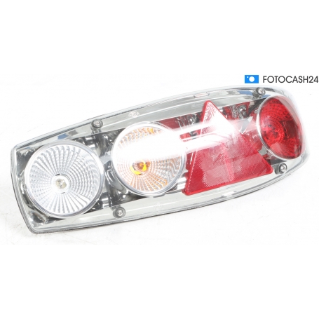 Hella Caraluna II plus chromium Heckleuchte mit Dreieck-Rückstrahler, rechts (283852)
