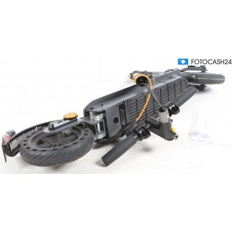 TrekStor Scooter EG3178 E-Scooter E-Roller Li-Ion 36V 7,5Ah Straßenzulassung schwarz grau (284873)