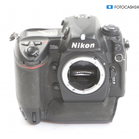 Nikon D2Hs (271908)