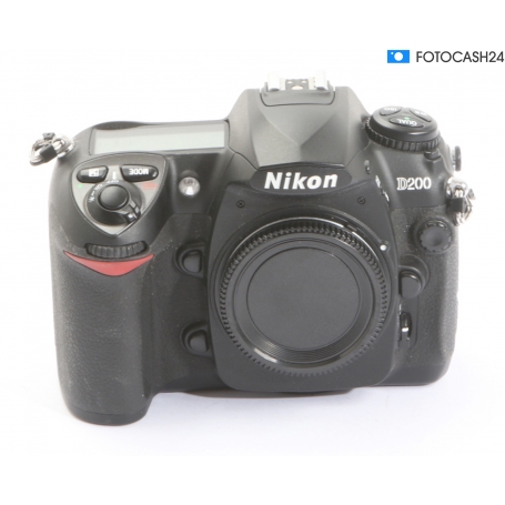 Nikon D200 (288020)