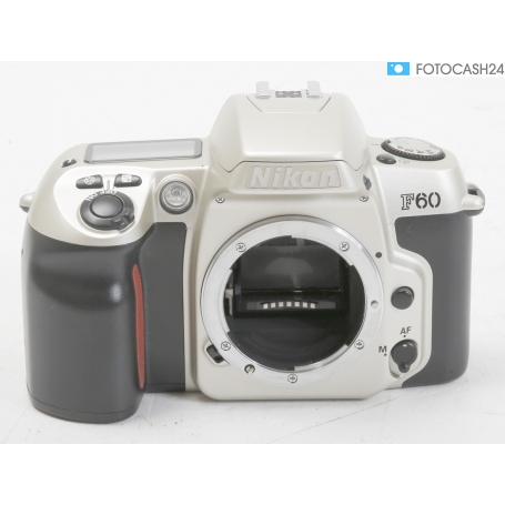 Nikon F60 Analoge Spiegelreflex Kamera (289597)