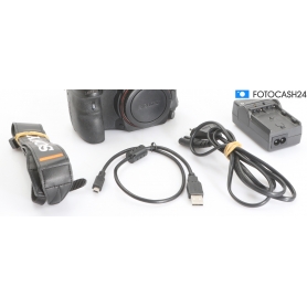 Sony Alpha 77 (290632)