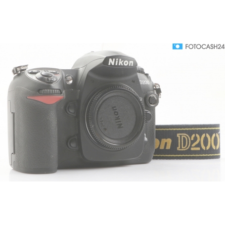 Nikon D200 (290932)