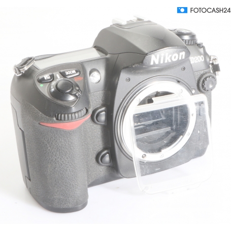 Nikon D200 (292806)