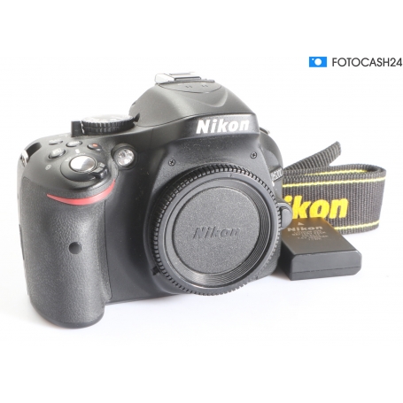Nikon D5200 (292220)