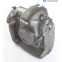 Nikon D4 (294533)
